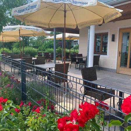 Garching an Der Alz Hotel Heimfeld Restaurant Cafe מראה חיצוני תמונה